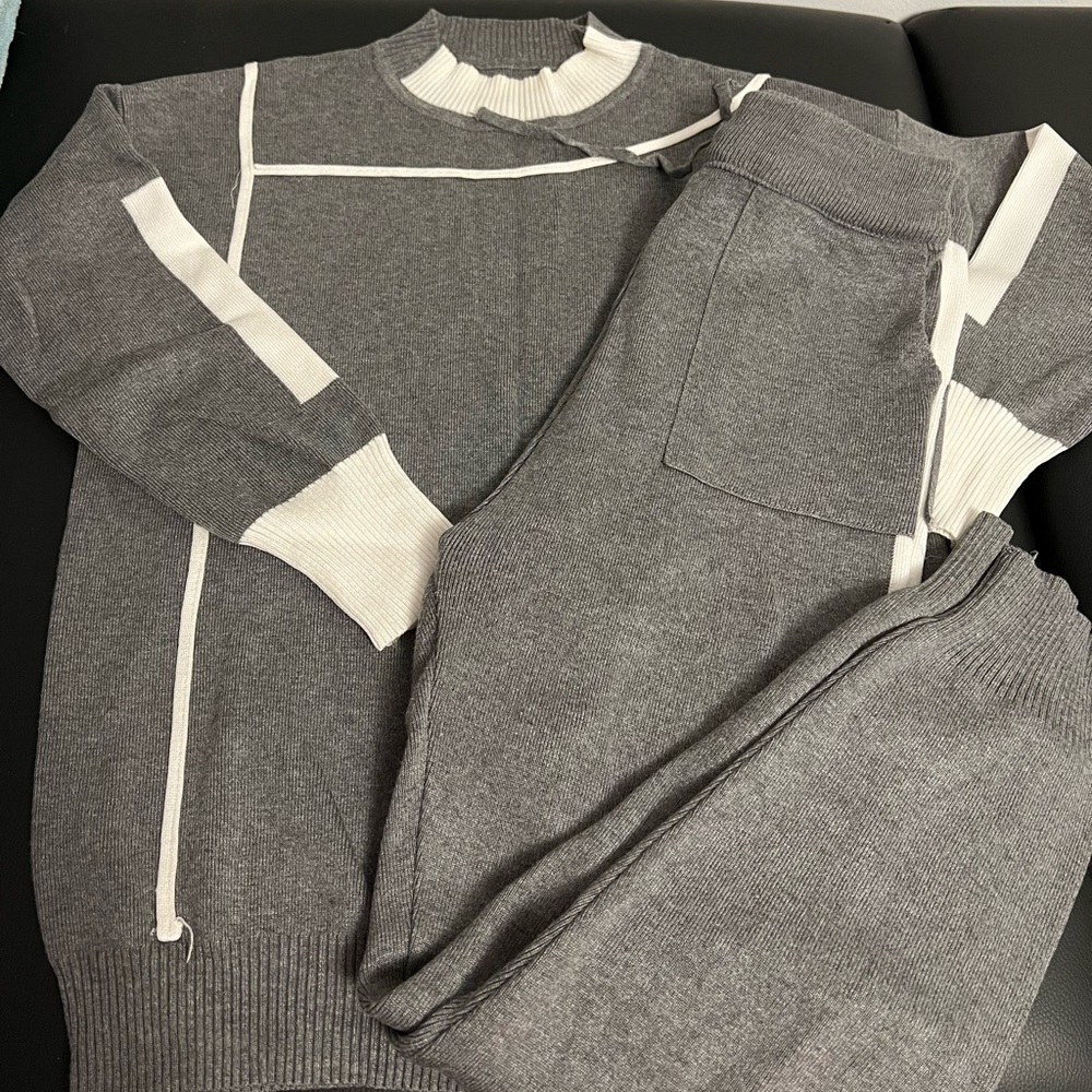 Set of 2. new.  size xs. very nice stuff.